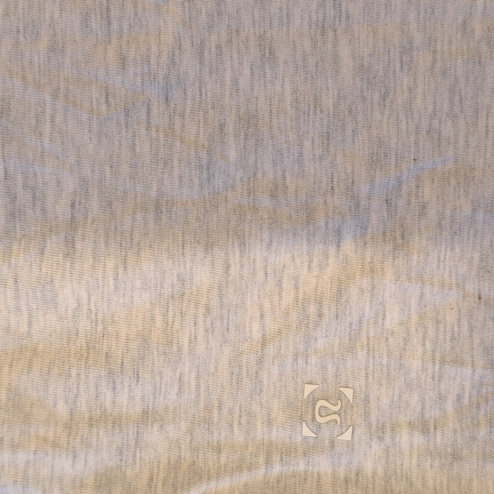 Lululemon 5 year basic tee - Picture 6 of 6